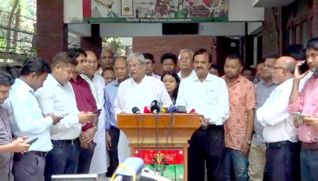 এই সরকারের প্রধান সীমাবদ্ধতা অনভিজ্ঞ লোক বেশি, কারও ইগো সমস্যা: মির্জা ফখরুল