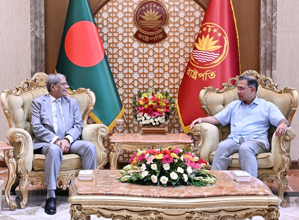 বঙ্গভবনে রাষ্ট্রপতির সঙ্গে প্রধানমন্ত্রীর সাক্ষাৎ