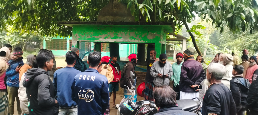 ময়মনসিংহে মাজার ভাঙচুর ও মলমূত্র নিক্ষেপের ঘটনায় মামলা