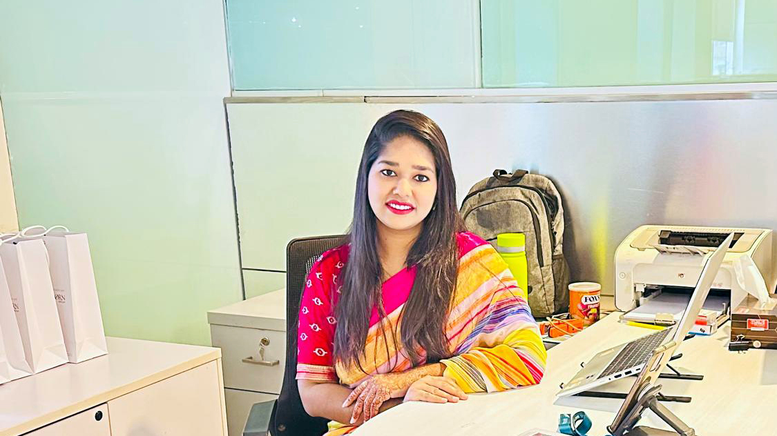 সম্ভাবনাময় পেশা ভিসা প্রসেসিং অ্যানালিস্ট