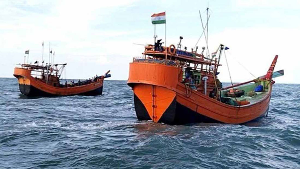 বাংলাদেশের জলসীমায় মাছ শিকার, ৩৪ ভারতীয় জেলে আটক