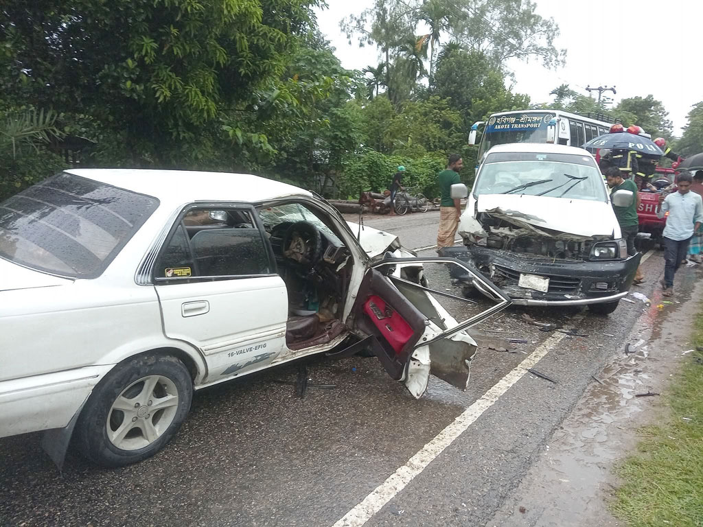 শ্রীমঙ্গলে সড়ক দুর্ঘটনায় নিহত ১, গুরুতর আহত ২