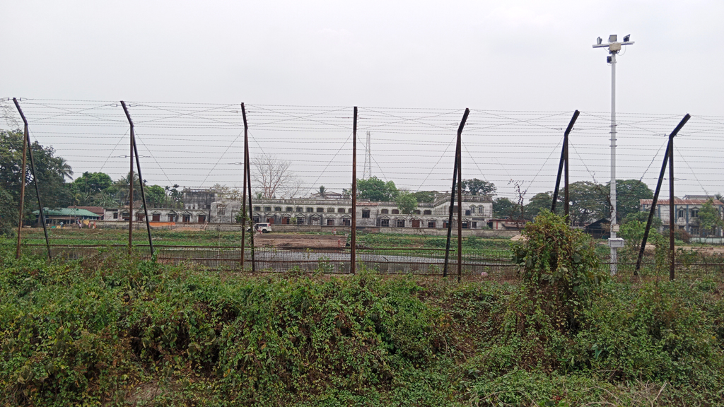 মাদক ও অবৈধ পণ্য প্রবেশে ঝুঁকিতে মৌলভীবাজার সীমান্ত