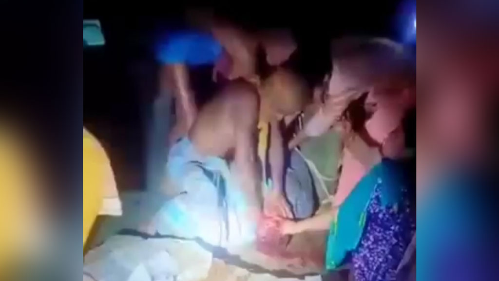 মেজ ভাইয়ের চোখ উপড়ে ফেললেন অপর দুই ভাই, বাবাসহ আসামি ৮
