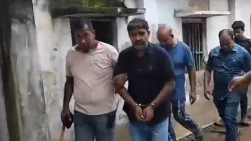 লিটন হত্যা মামলা: বরিশালে স্বেচ্ছাসেবক দলের নেতা মিল্টন গ্রেপ্তার