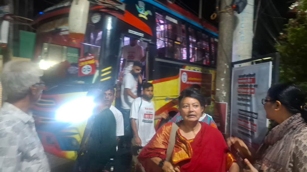 ফেনীতে বিরতি ‘চট্টগ্রাম অভিমুখে রোডমার্চ’
