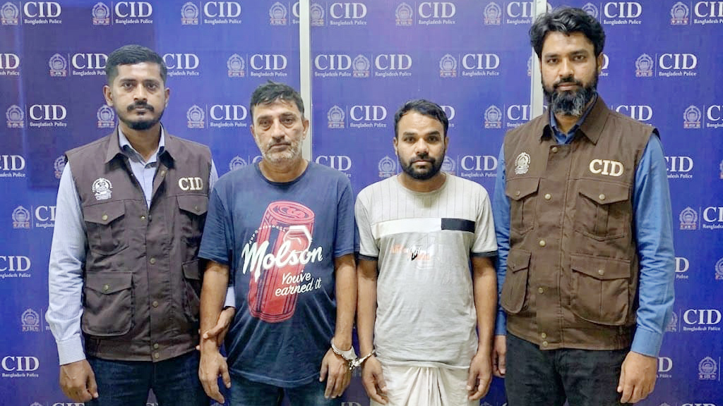 ইতালির স্বপ্ন দেখিয়ে লিবিয়ায় পাচার-নির্যাতন, গ্রেপ্তার ২