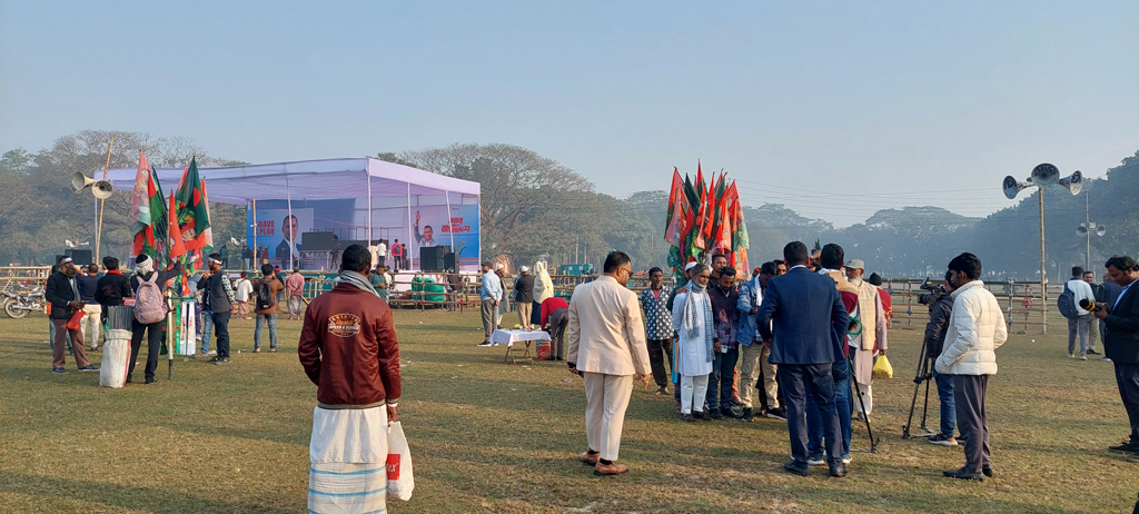 ময়মনসিংহে তারেক রহমানের জন্য প্রস্তুত মঞ্চ