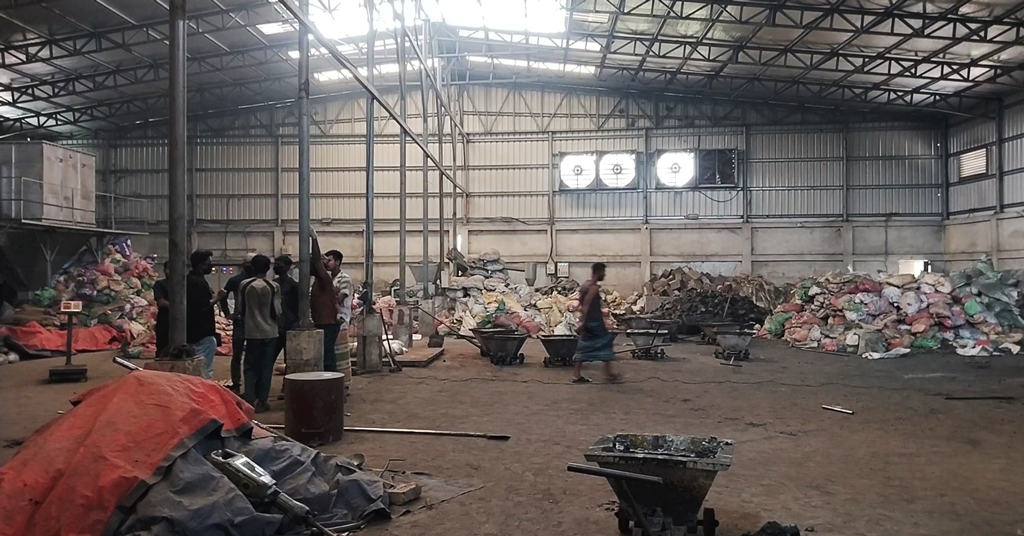 জনবসতিপূর্ণ এলাকায় ব্যাটারি-সিসা কারখানা, ঝুঁকিতে পরিবেশ ও জনস্বাস্থ্য