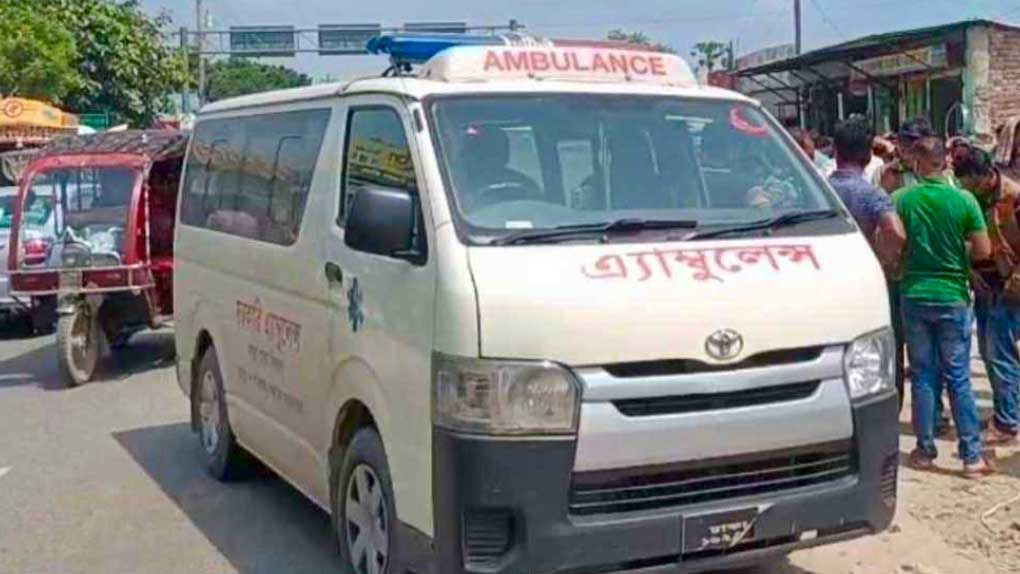 সরকারি অ্যাম্বুলেন্সে নেওয়া হচ্ছিল ইয়াবা, আটক ৩ মাদক কারবারি