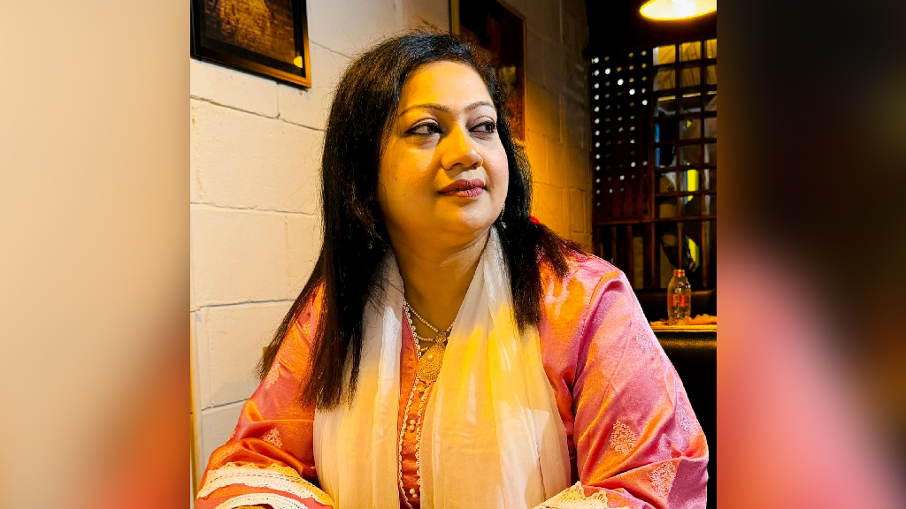 মানিকগঞ্জ পৌরসভার সাবেক নারী কাউন্সিলর আটক