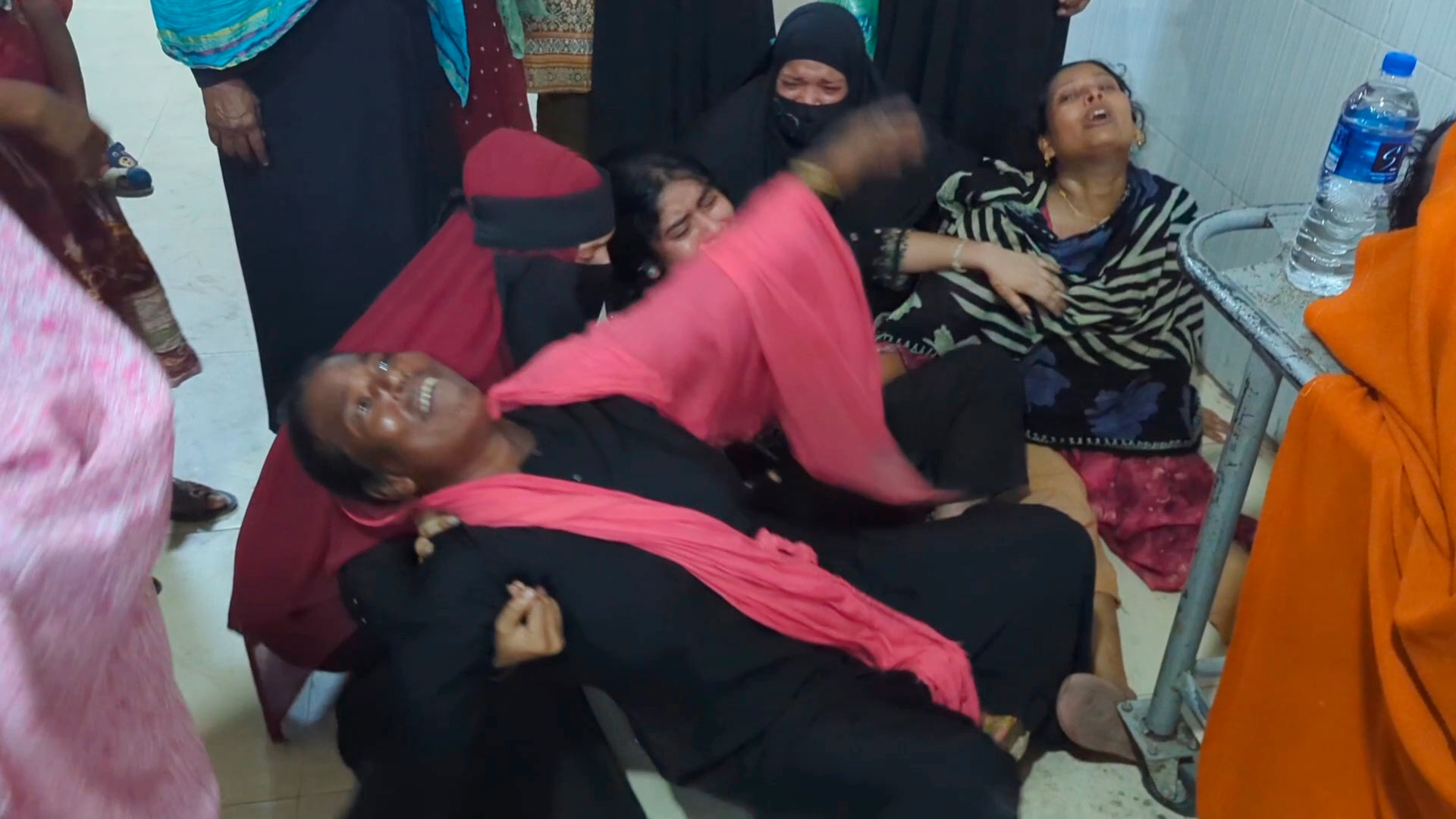 মুন্সিগঞ্জে বিএনপির দুই গ্রুপের দ্বন্দ্বে যুবক নিহত, গুলিবিদ্ধ ১