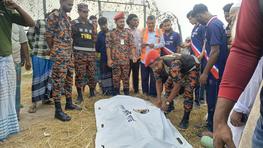 পদ্মায় গোসলে নেমে নিখোঁজ স্কুলছাত্র আরাফাতের মরদেহ উদ্ধার