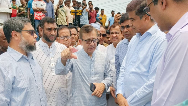 জ্বালানির পরিস্থিতি সামাল দিতে প্রয়োজনীয় ব্যবস্থা নেওয়া হচ্ছে: বাণিজ্যমন্ত্রী