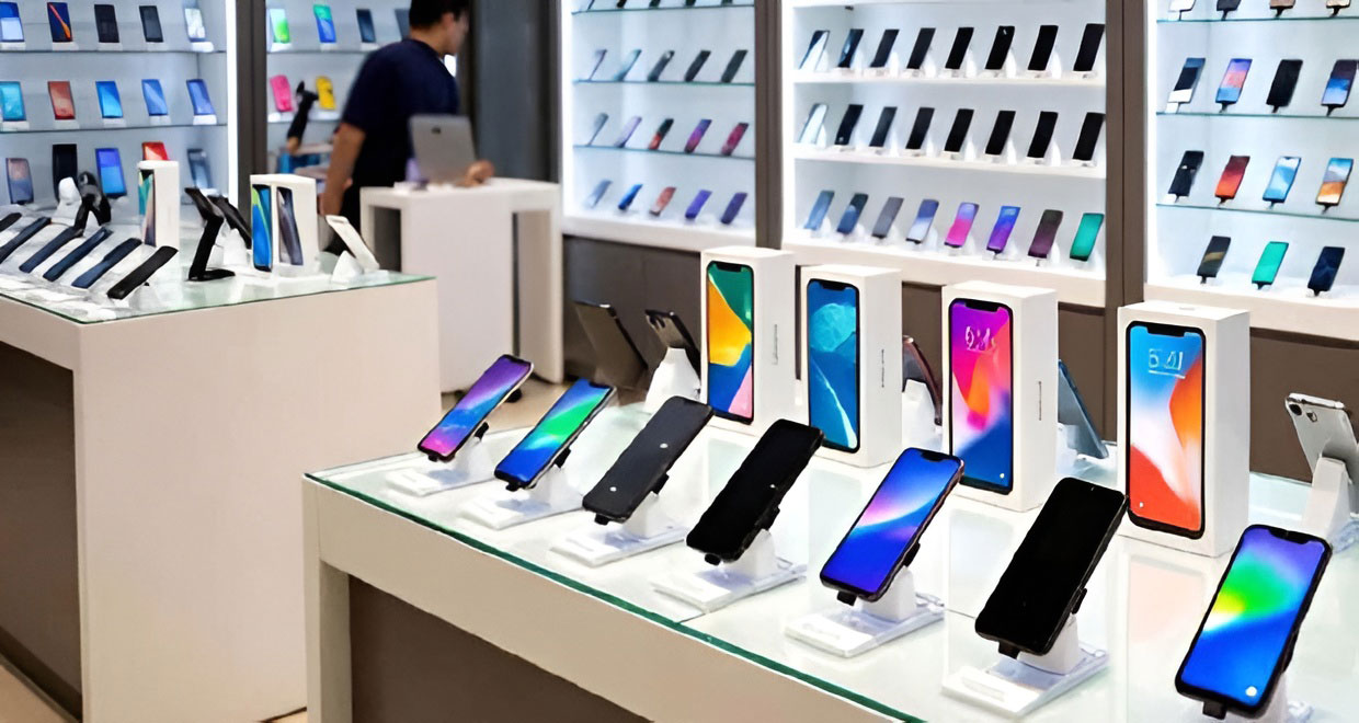 আমদানি শুল্ক একলাফে ৬০ শতাংশ কমল, স্মার্টফোনের দাম কত কমবে