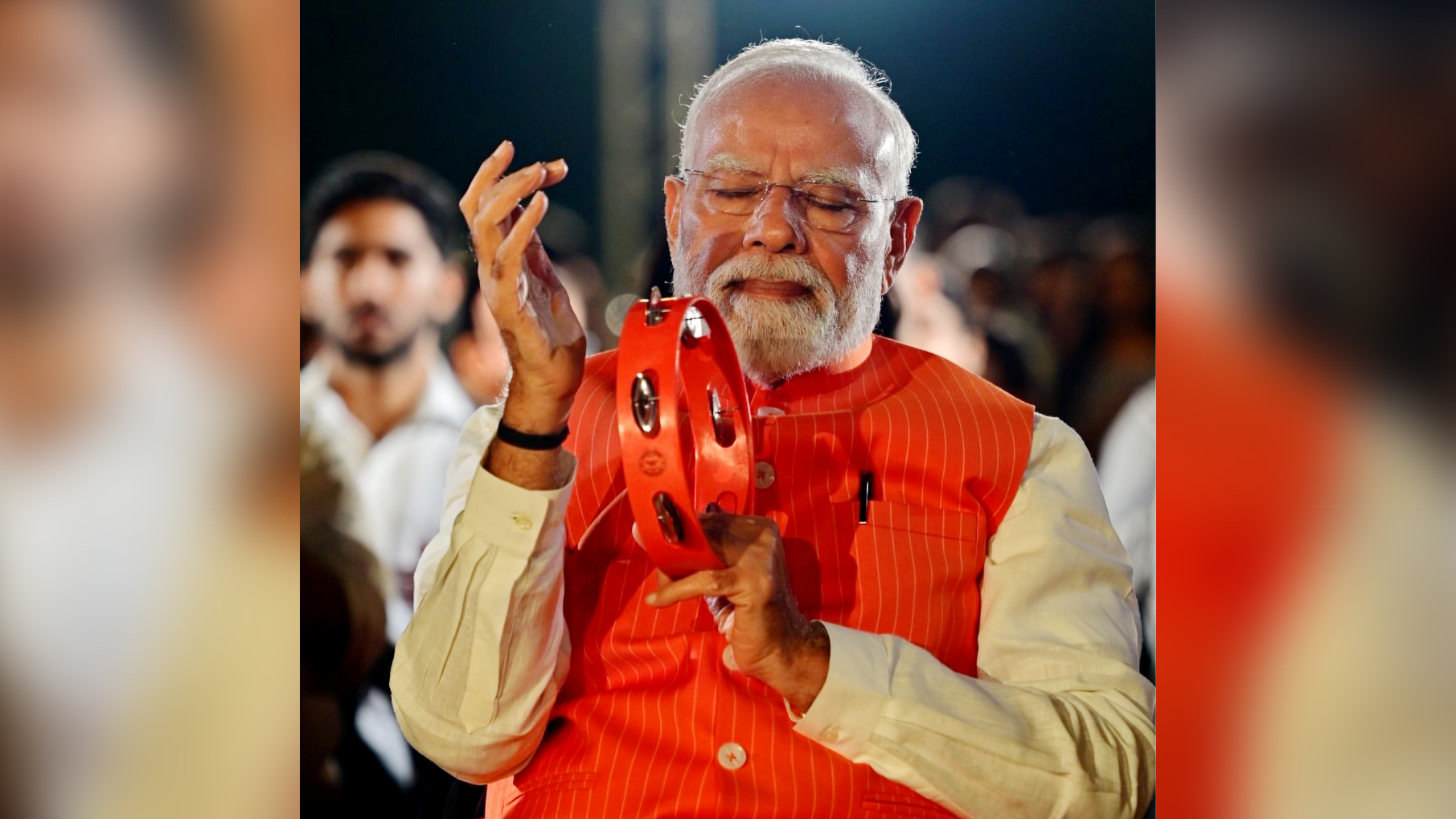 ধর্ষণ ও সিইসি বিতর্কে দিল্লি উত্তাল, এর মধ্যেই ‘ভজন ক্লাবিং’-এ মোদি