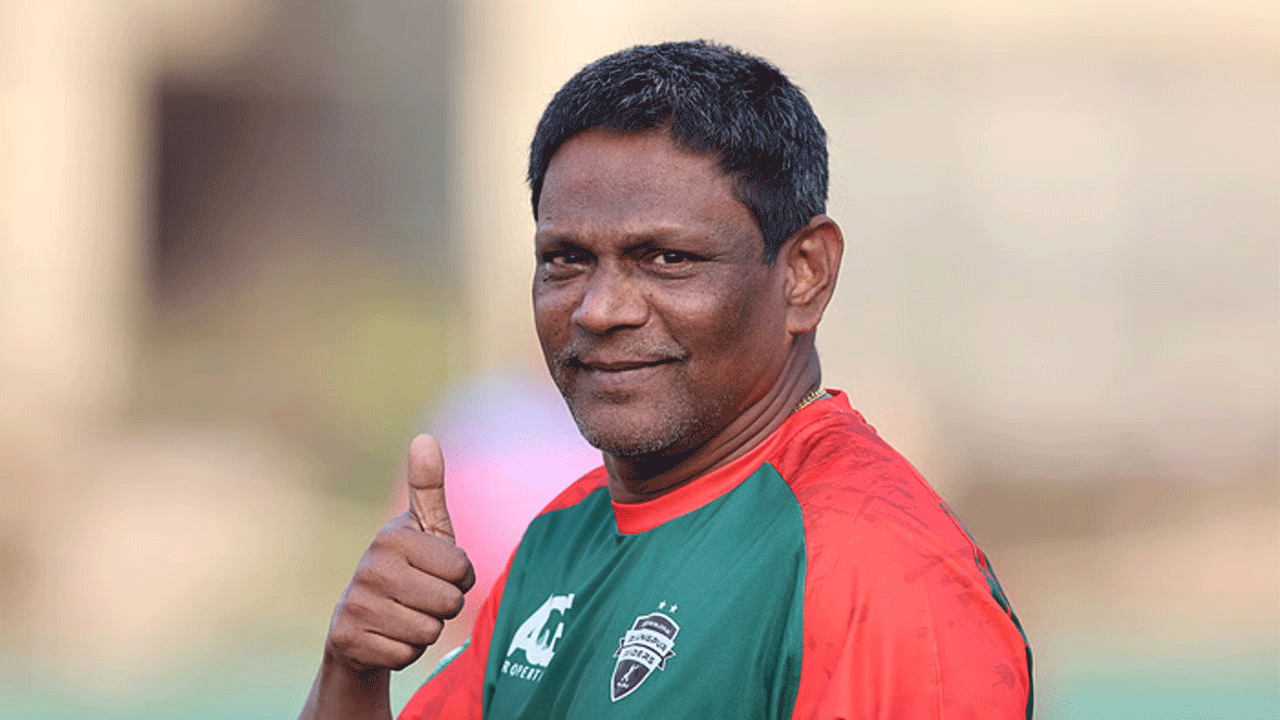 ‘আন্তর্জাতিক ক্রিকেট শেখার জায়গা না’