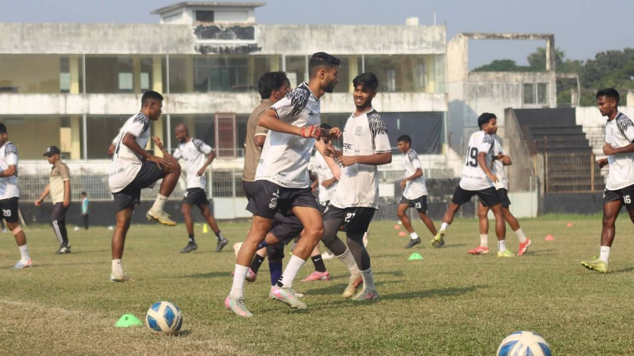 অঘটনের শিকার চ্যাম্পিয়ন মোহামেডান