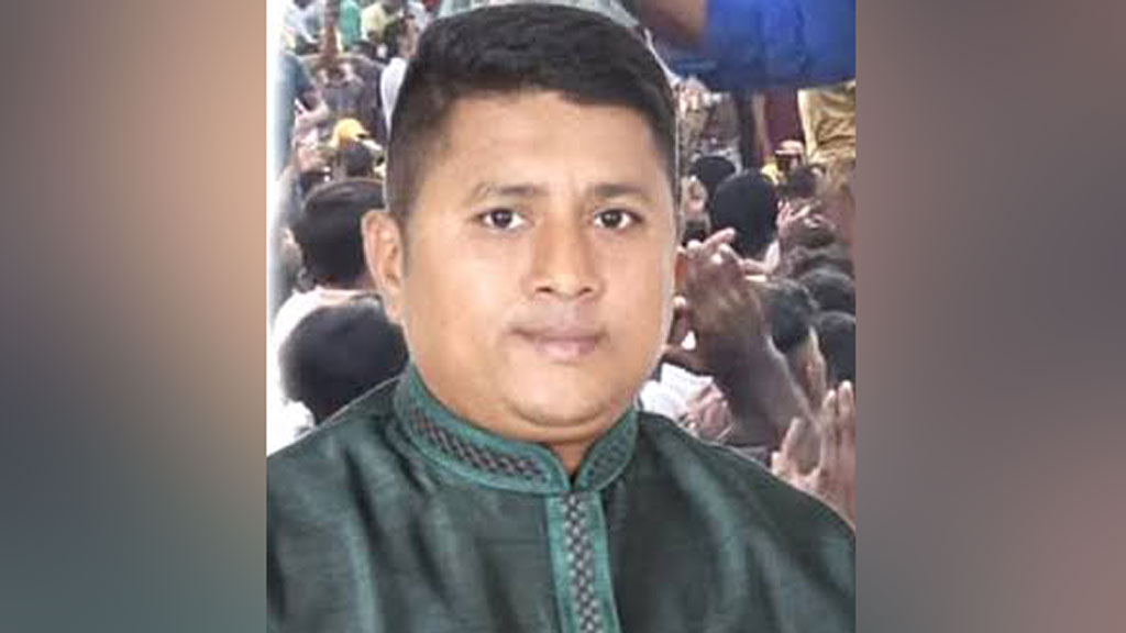 ‘ভিআইপি রুম না পেয়ে’ হোটেল বারে ভাঙচুর, যুবদলের পদ হারালেন মনির হোসেন