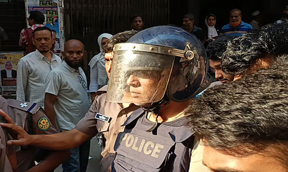 ডিজিএফআইয়ের সাবেক কর্মকর্তা মাঞ্জিল অষ্টম দফায় রিমান্ডে