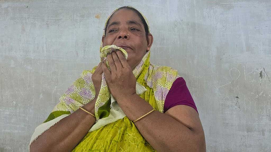 আয়নাবাজি: নাসরিন সেজে আত্মসমর্পণ, আটক মনোয়ারা