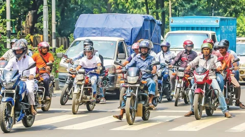 মোটরসাইকেলের সামনে নম্বরপ্লেট লাগানোর সময় বাড়ল 