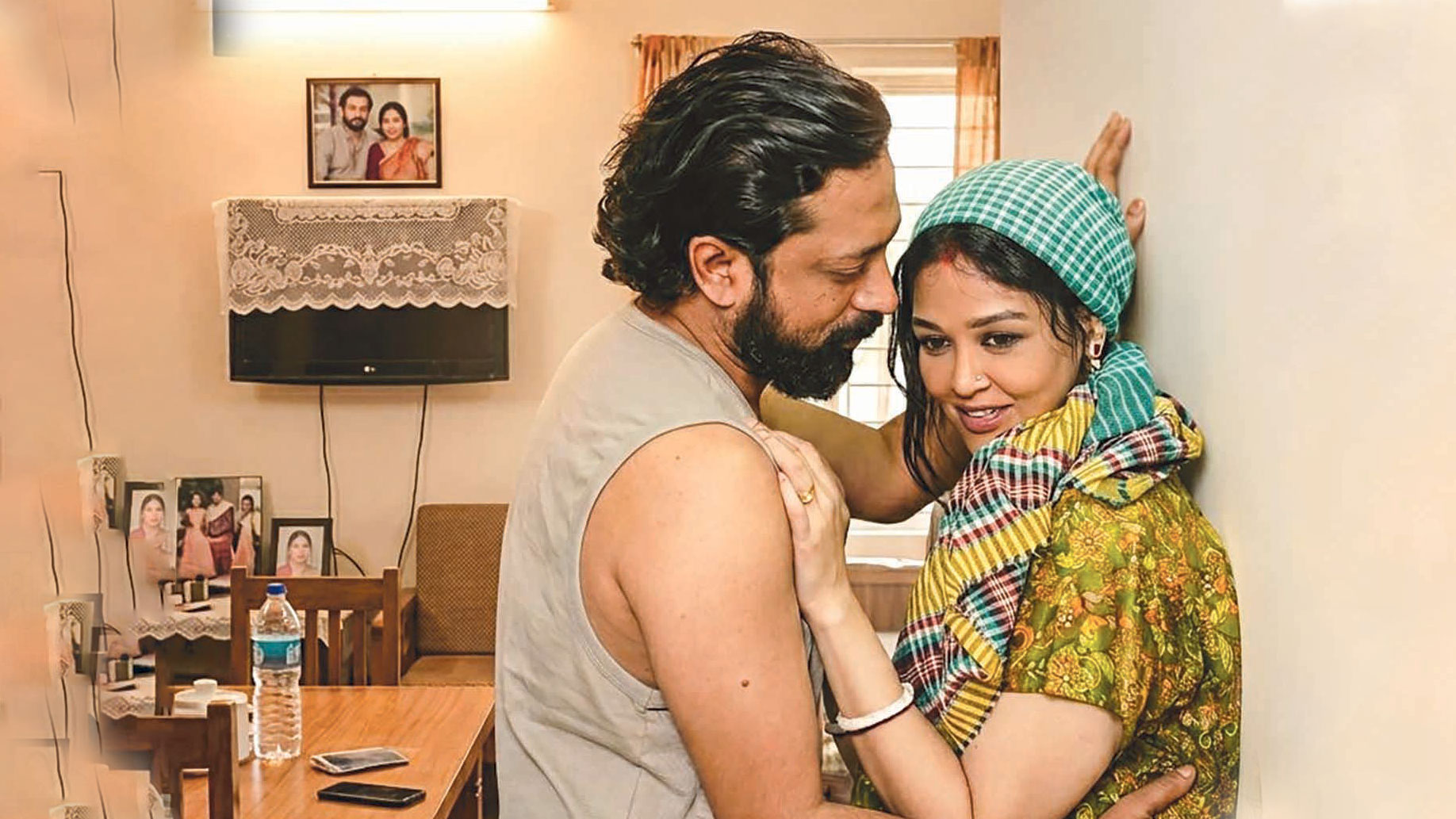 উৎসবে প্রদর্শনের প্রস্তুতি নিচ্ছে বর্ষণ-শার্লিন জুটির ‘সন্দেশ’