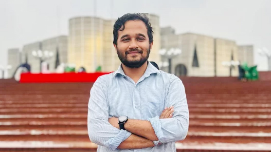 রায়ে জুলাই শহীদ ও আহত পরিবার সন্তুষ্ট নয়: মীর স্নিগ্ধ