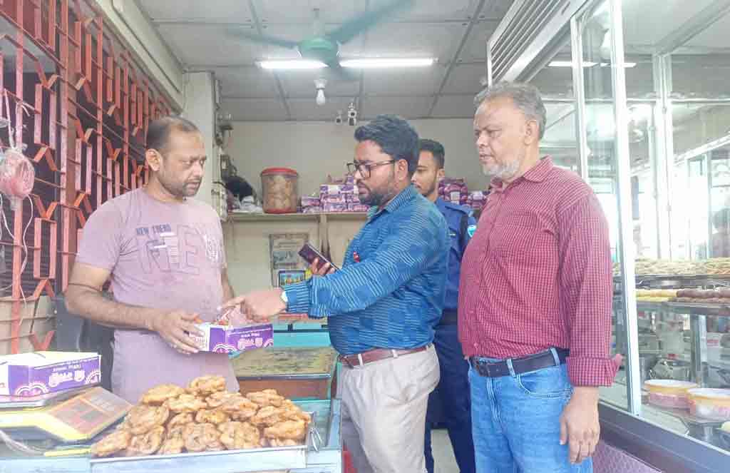 নকল শিশুখাদ্য বিক্রিসহ নানা অনিয়মে সোয়া লাখ টাকা জরিমানা