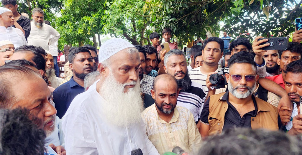 আ.লীগ এনসিপির ব্যানারে অপকর্ম করছে, পেছনে ওসি-এসপি: কায়কোবাদ