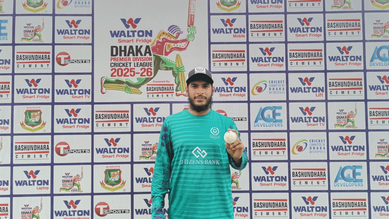 মৃত্যুঞ্জয়দের দাপটের দিনে রবিনের সেঞ্চুরি