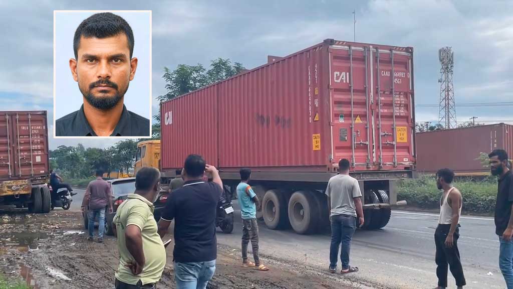 চলন্ত লরিতে দুর্বৃত্তদের হামলা, সহকারীকে চালকের আসনে বসিয়ে রক্তক্ষরণে মারা গেলেন চালক