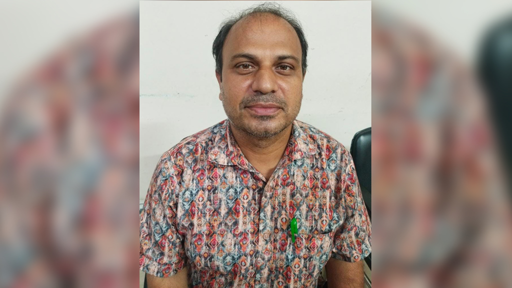 ভোটকেন্দ্রের সরঞ্জাম নিতে এসে অজ্ঞান প্রিসাইডিং কর্মকর্তা