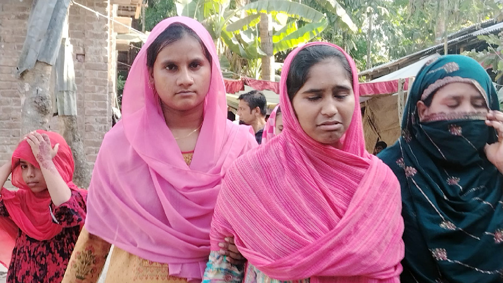 বাবার লাশ বাড়িতে রেখে পরীক্ষা, ফলাফল দেখে কান্নায় ভেঙে পড়ল মারিয়া