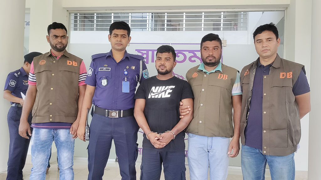 ২০ মামলার আসামি ‘সন্ত্রাসী মুসা’ গ্রেপ্তার