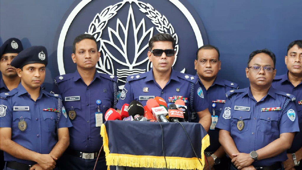 রাউজানে যুবদল কর্মী করিম হত্যাকাণ্ডে রাজনৈতিক সংশ্লিষ্টতা নেই: এসপি মাসুদ