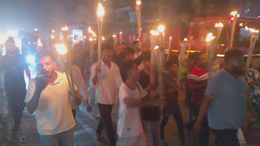 ভৈরবে মশাল মিছিল, জেলা ঘোষণা ও মামলা প্রত্যাহারের দাবি