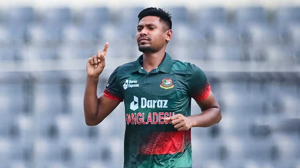 পাকিস্তানকে কাঁপিয়ে সেরা দশে মোস্তাফিজ
