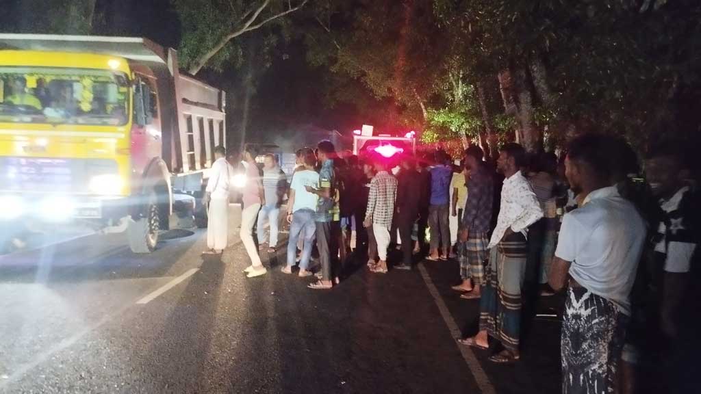 নান্দাইলে প্রাইভেট কার-মোটরসাইকেল সংঘর্ষে নিহত ১