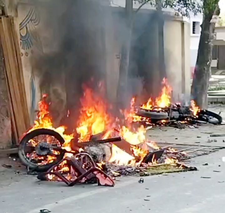 বালুর ঘাট নিয়ে সংঘর্ষ: সেই ছাত্রদল নেতাকে অব্যাহতি, ২৪ ঘণ্টা পেরোলেও হয়নি মামলা