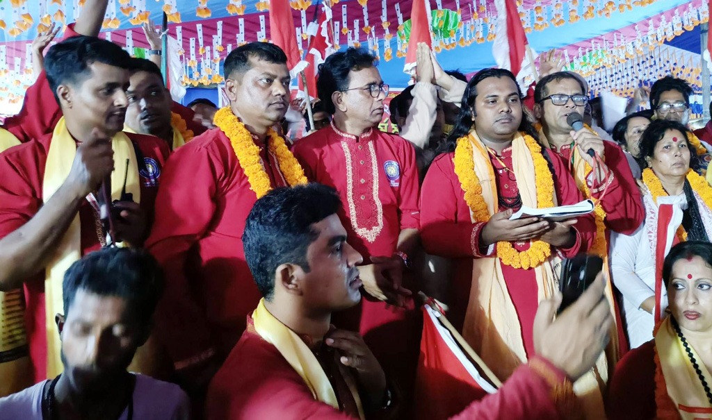 ওড়াকান্দিতে লাখো ভক্তের শ্রীশ্রীহরিলীলামৃত পাঠ