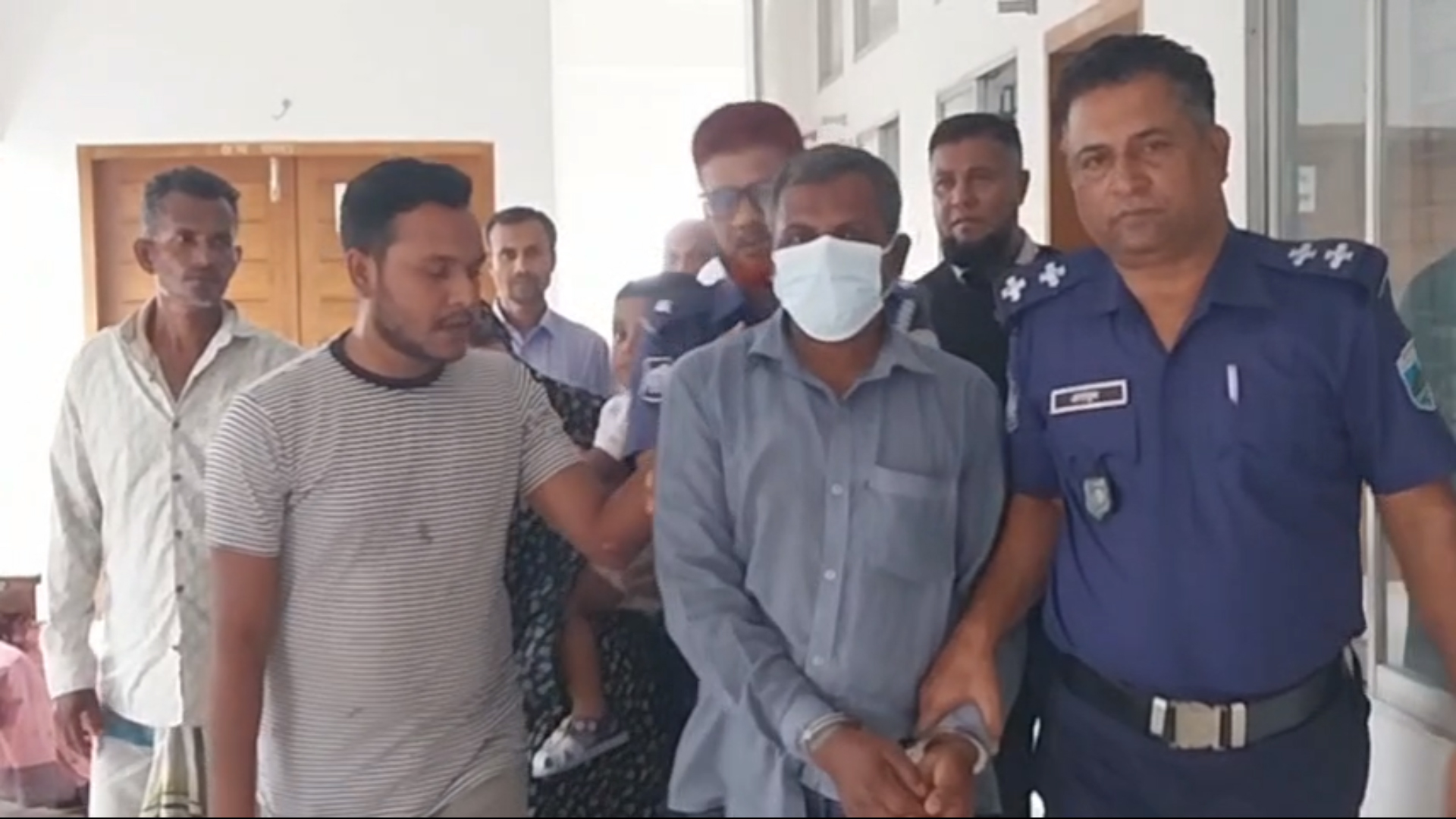 জয়পুরহাটে মাদ্রাসাছাত্রী ধর্ষণ মামলায় প্রতিবেশীর মৃত্যুদণ্ড