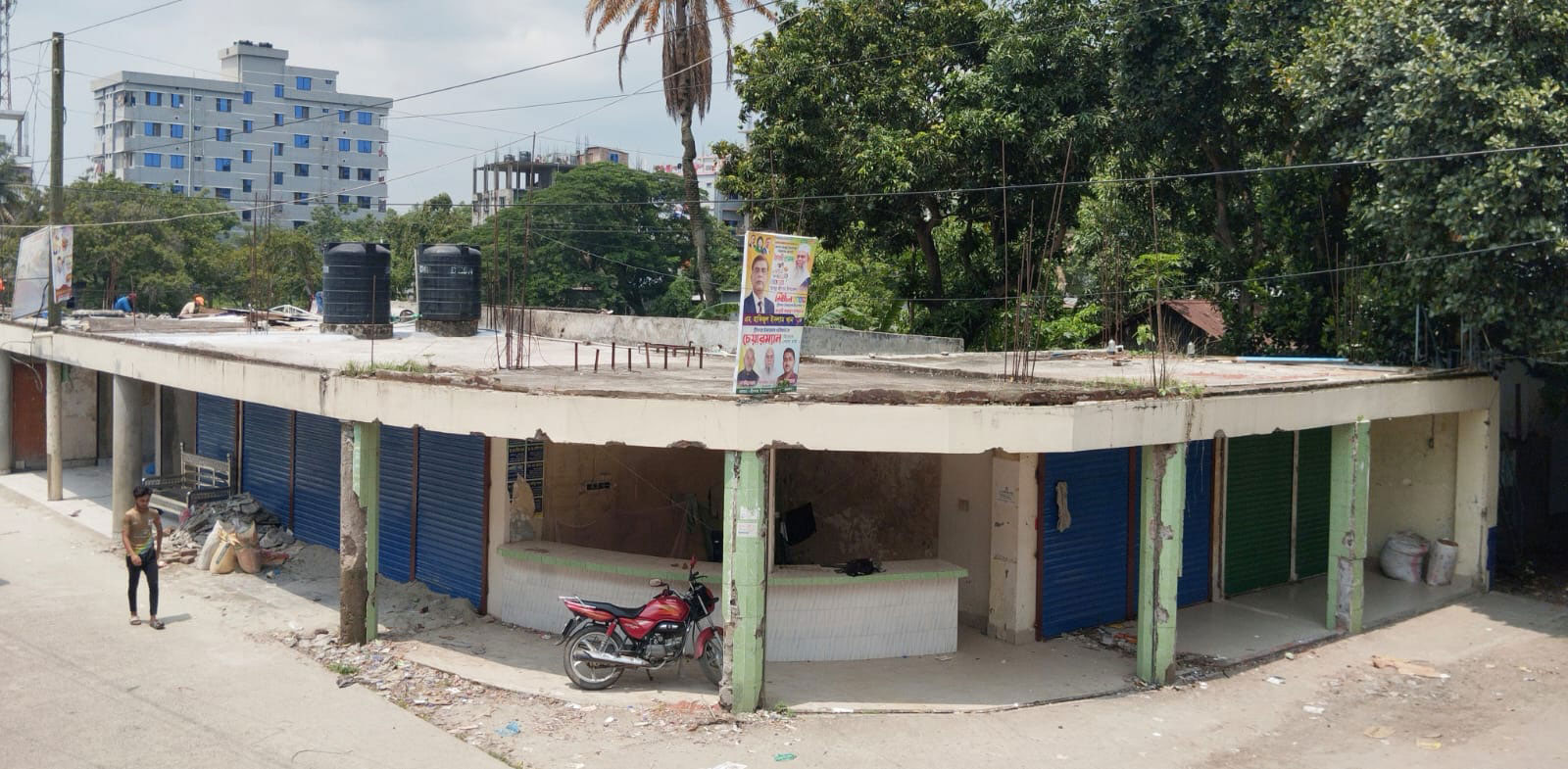 মুন্সীগঞ্জে সাবেক মহিলা ভাইস চেয়ারম্যানের ক্লিনিক দখল ও ভাঙচুরের অভিযোগ যুবদল নেতার বিরুদ্ধে