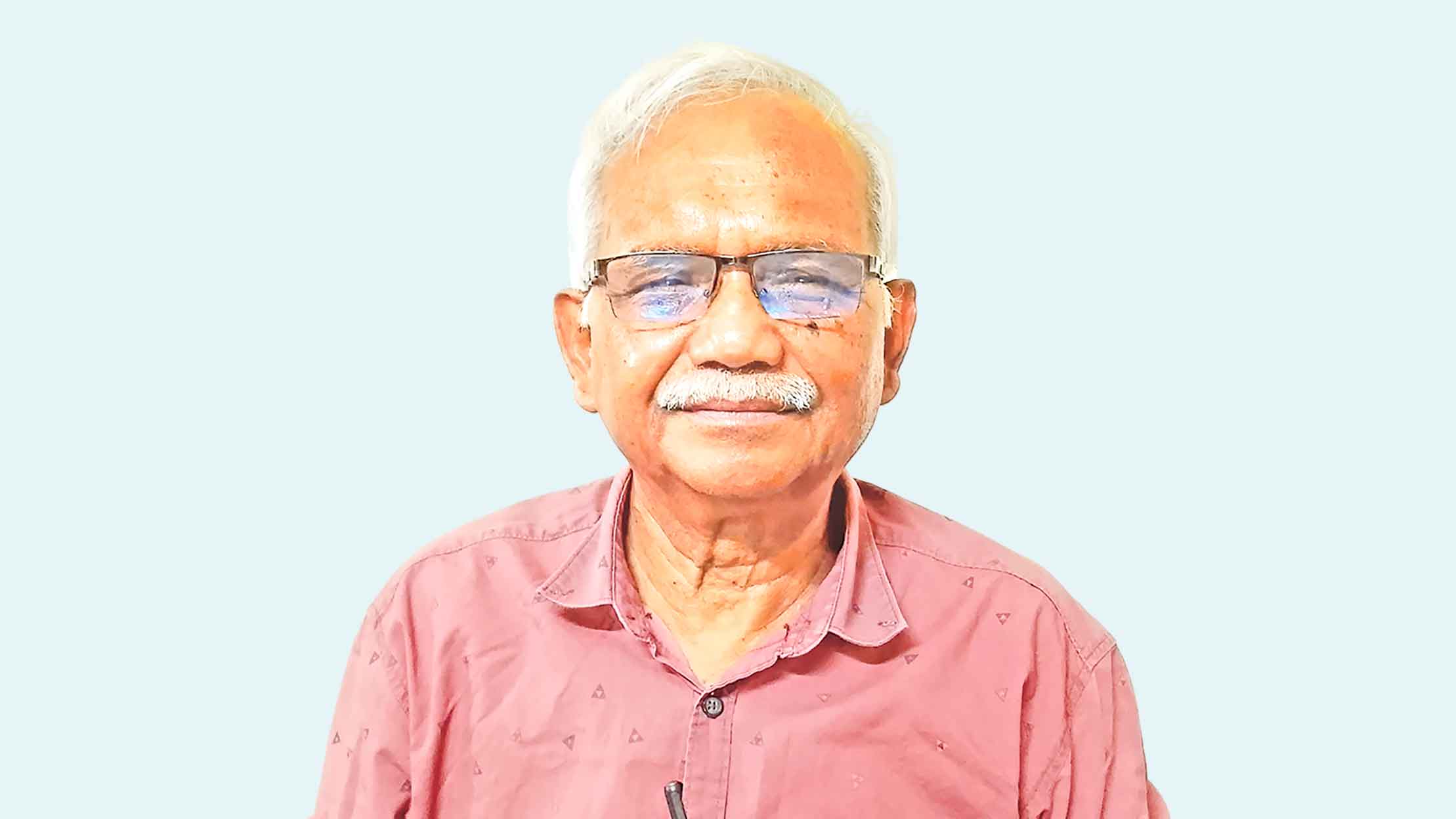 টিকার জন্য দায় না দিয়ে পরিস্থিতি সামলে নেওয়া জরুরি: ডা. মুশতাক হোসেন