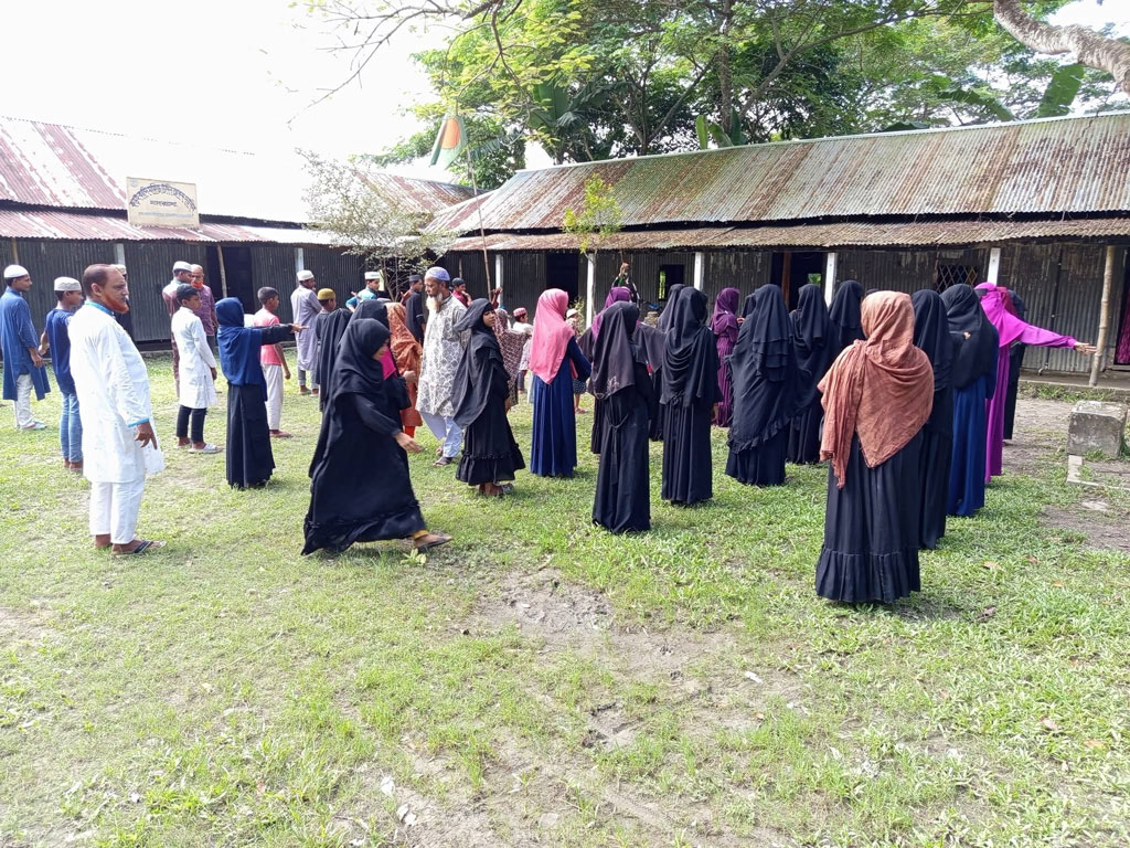 ১৪ শিক্ষকের মাদ্রাসায় দাখিলে পরীক্ষার্থী ৫, পাস করেনি একজনও