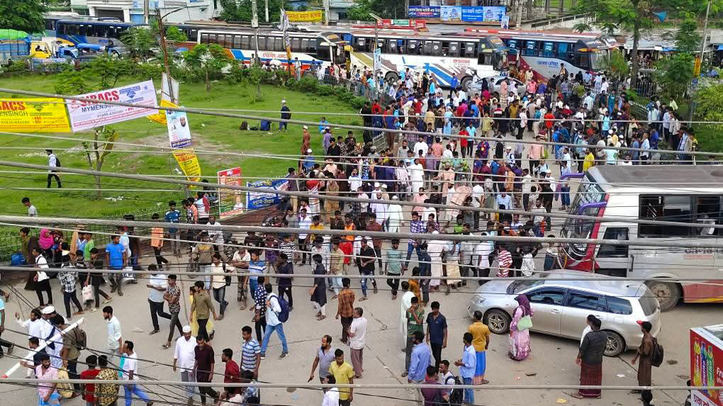 ‘জুলাই যোদ্ধা’র সঙ্গে ঝামেলা, ময়মনসিংহে ঢাকাগামী ২ পরিবহনের চলাচল বন্ধ