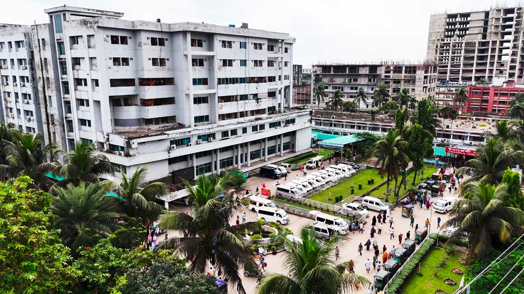 ময়মনসিংহ মেডিকেলে অগ্নিকাণ্ড, ৫ সদস্যের তদন্ত কমিটি