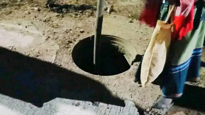 ময়মনসিংহে নিখোঁজ নারীকে তিন দিন পর ম্যানহোল থেকে জীবিত উদ্ধার