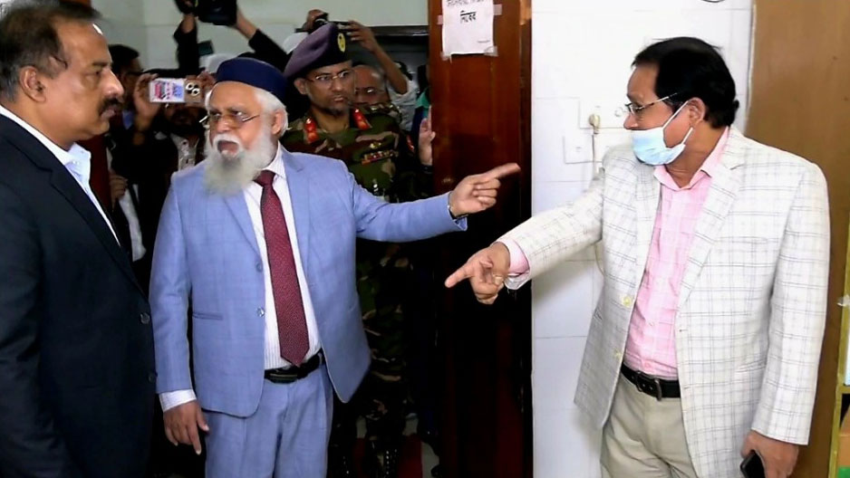 ডিজির সঙ্গে তর্কে জড়ানো সেই চিকিৎসককে আগের পদে বহাল