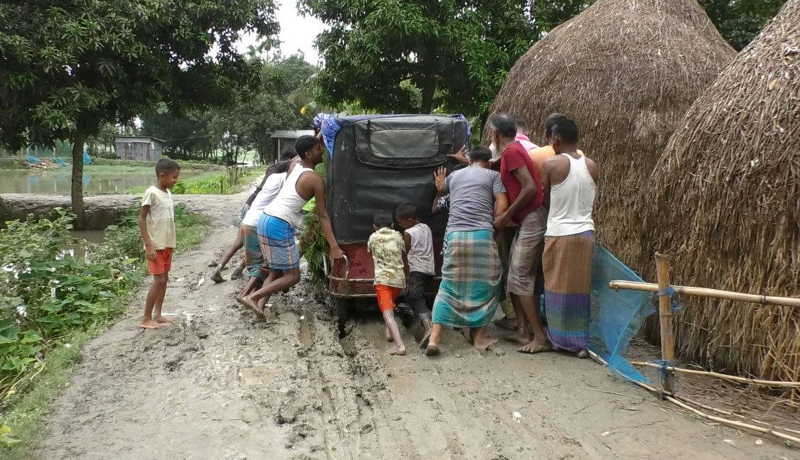 গৌরীপুরে বিএনপি ট্যাগ দিয়ে করা হয়নি রাস্তা, সীমাহীন ভোগান্তি